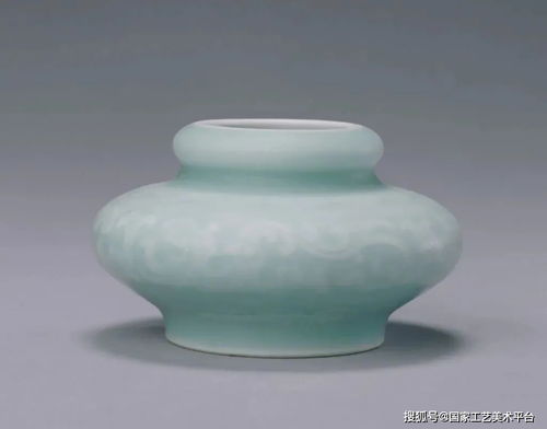 從工藝美術(shù)藏品看乾隆審美 是“土味”奢華，還是集大成的帝王氣象？